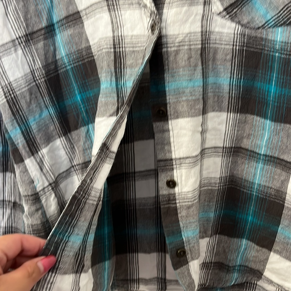 Button down flannel - Picture 3 of 3